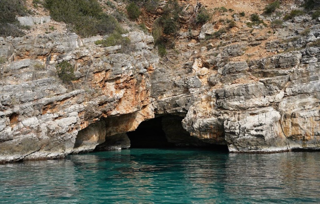 Monastery Grottoes